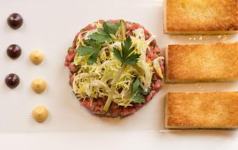 Product - Queequeg's in Downtown Historic District - Nantucket, MA American Restaurants