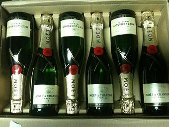 Product: Champagne Anyone? - Rachel's Cafe in Syosset, NY American Restaurants