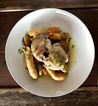 Product - Ram’s Head Bar - Ski Area in Timberline Lodge - Timberline Lodge, OR American Restaurants