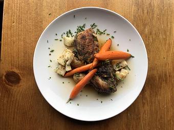 Product - Ram’s Head Bar - Ski Area in Timberline Lodge - Timberline Lodge, OR American Restaurants