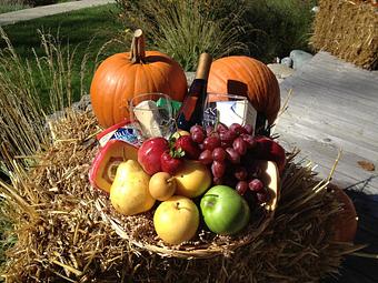 Product: Aspen Gold Fruit and Cheese Platter
Pineapple, Melon, Grapes, Stilton Blue Cheese wedge, Brie wedge, Herbed Goat Cheese and Crackers - Run of the River in Leavenworth, WA Travel & Tourism