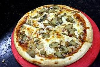 Product - Singas Famous Pizza & Grill in Long Island City, NY Pizza Restaurant