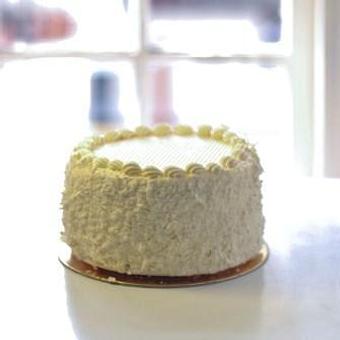 Product: vanilla cake - Swiss Haus Bakery in Rittenhouse square - Philadelphia, PA Bakeries