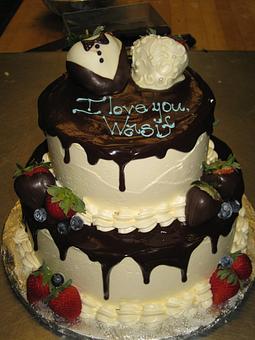 Product: wedding cake chocolate and strawberry - Swiss Haus Bakery in Rittenhouse square - Philadelphia, PA Bakeries