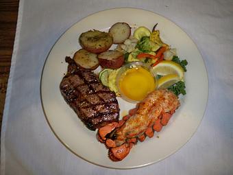 Product: The Crows Nest - The Crow's Nest at Clover Island Inn in Kennewick, WA American Restaurants