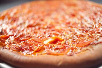 Product:   100 Pounder - Zini's Pizzeria (Deep Ellum) in Dallas, TX Pizza Restaurant