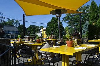 Exterior - Amano Restaurant in Mattituck, NY Italian Restaurants