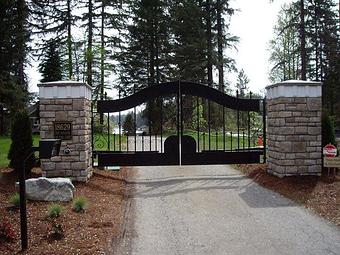 Exterior: Hyde Park Estate Gate - Amazing Gates of America in Albuquerque, NM Business Services