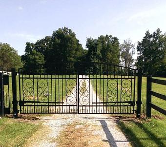Exterior: Venus Drive Gate - Amazing Gates of America in Albuquerque, NM Business Services