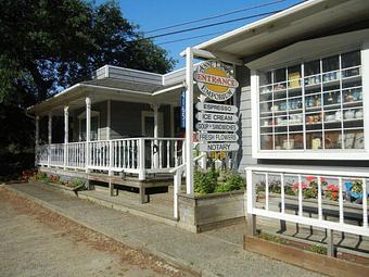 Exterior - Anne Lang's Emporium in Three Rivers, CA Delicatessen Restaurants