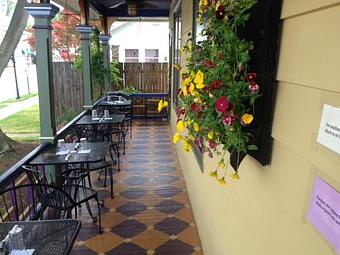 Exterior - Bellefonte Cafe in Wilmington, DE American Restaurants
