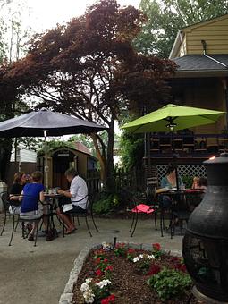 Exterior - Bellefonte Cafe in Wilmington, DE American Restaurants