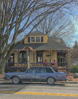 Exterior - Bellefonte Cafe in Wilmington, DE American Restaurants