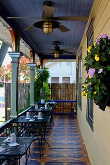 Exterior - Bellefonte Cafe in Wilmington, DE American Restaurants