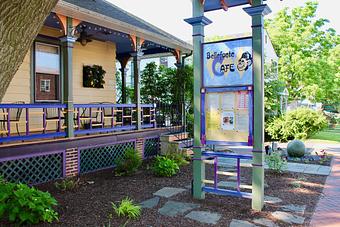 Exterior - Bellefonte Cafe in Wilmington, DE American Restaurants
