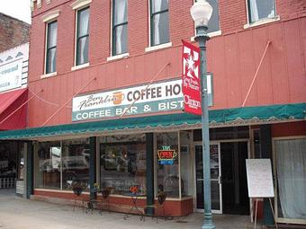 Exterior - Ben Franklin Bistro in Clinton, MO Coffee, Espresso & Tea House Restaurants
