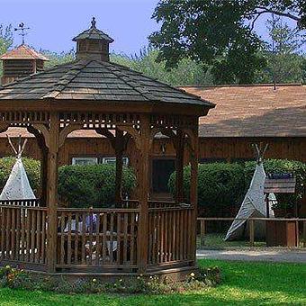 Exterior - Breezemont Day Camp in Armonk, NY Campgrounds