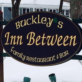 Exterior - Buckley's Inn Between in Hampton Bays, NY Hamburger Restaurants