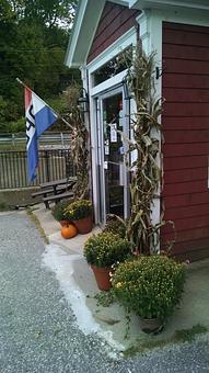 Exterior - Calzolaio Pasta Company in Downtown Wilton - Wilton, ME Italian Restaurants