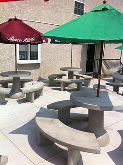 Exterior: Outdoor Patio - Camillo's Italian Restaurant in Kutztown, PA Pizza Restaurant