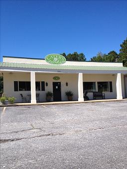 Exterior - Cater's Market in Meridian, MS Bakeries