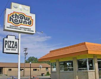 Exterior - Chow Hound in Green River, UT American Restaurants