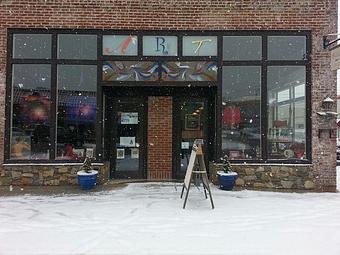 Exterior - Cindy Saadeh Fine Art in Kingsport, TN Art Galleries & Dealers