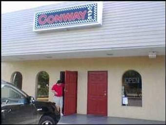 Exterior - Conway Cafe in Orlando, FL American Restaurants