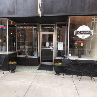 Exterior - Craylee's in Utica, NY Diner Restaurants