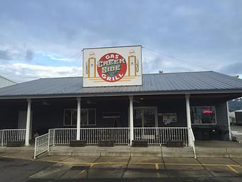 Exterior - Creekside Gas & Grill in Sutherlin, OR American Restaurants