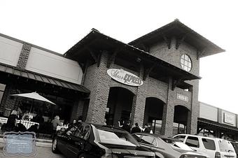 Exterior - Cyn Shea's Café & Catering in Huntsville, AL Cafe Restaurants