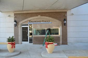 Exterior - Diamond Vault of Troy in Troy, MI Business Services