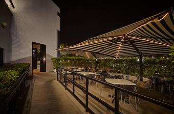 Exterior - Divieto Ristorante in Doral - Doral, FL American Restaurants