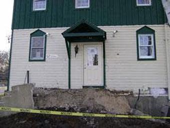 Exterior - Doyle's Pub in Richmond, IL American Restaurants