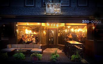 Exterior - Dvine Pie in Piermont, NY Bars & Grills