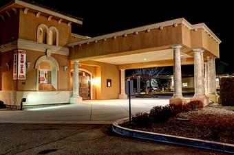 Exterior - Enzo's Ristorante Italiano in Airport - Grand Junction, CO Pizza Restaurant