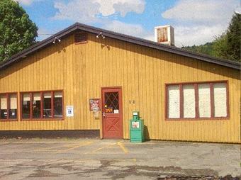 Exterior - Four Leaf Clover in Bernardston, MA American Restaurants
