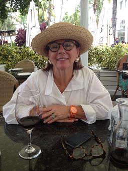 Exterior - Gallery Grille in Tequesta, FL Seafood Restaurants