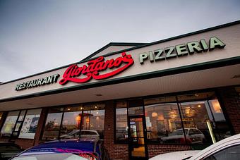 Exterior - Giordano's - Beverly in Chicago, IL Pizza Restaurant