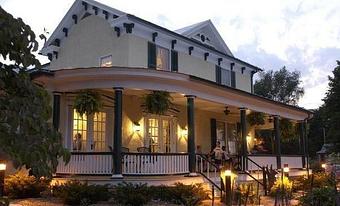 Exterior - Griffin Tavern in Flint Hill, VA American Restaurants