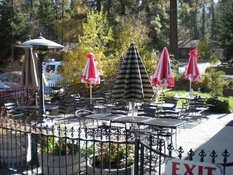 Exterior - Grizzly Cafe in Wrightwood, CA American Restaurants