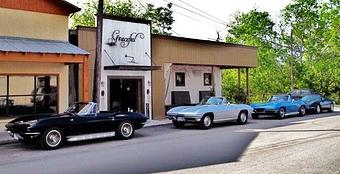 Exterior - Gunslinger in Bandera, TX Shopping & Shopping Services