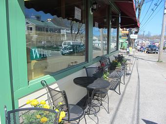 Exterior - H.B. Provisions in Lower Village - Kennebunk, ME Delicatessen Restaurants
