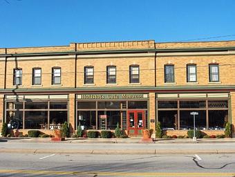 Exterior - Hoffstot's in Nice friendly - Oakmont, PA Italian Restaurants