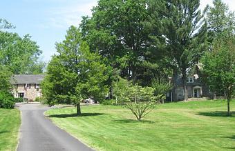 Exterior - Holiday House Pet Resort in Doylestown, PA Pet Boarding & Grooming
