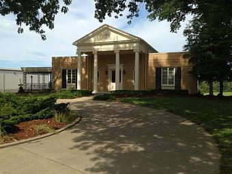 Exterior - Icandy Salon.spa Aveda in Jasper, IN Beauty Salons