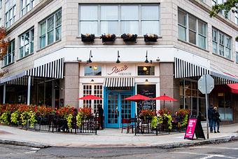 Exterior - Isa's Bistro in Downtown Asheville - Asheville, NC American Restaurants