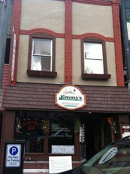 Exterior - Jimmy's 21 Lake Side Italian Restaurant in Lake Placid, NY Bars & Grills