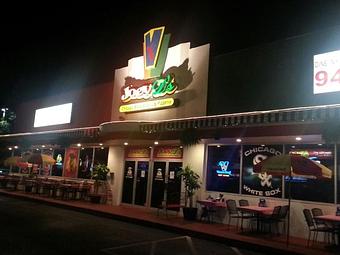 Exterior - Joey D's Chicago Style Eatery & Pizzeria in Sarasota, FL Hamburger Restaurants