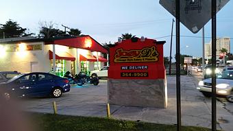 Exterior - Joey D's Chicago Style Eatery & Pizzeria in Sarasota, FL Hamburger Restaurants